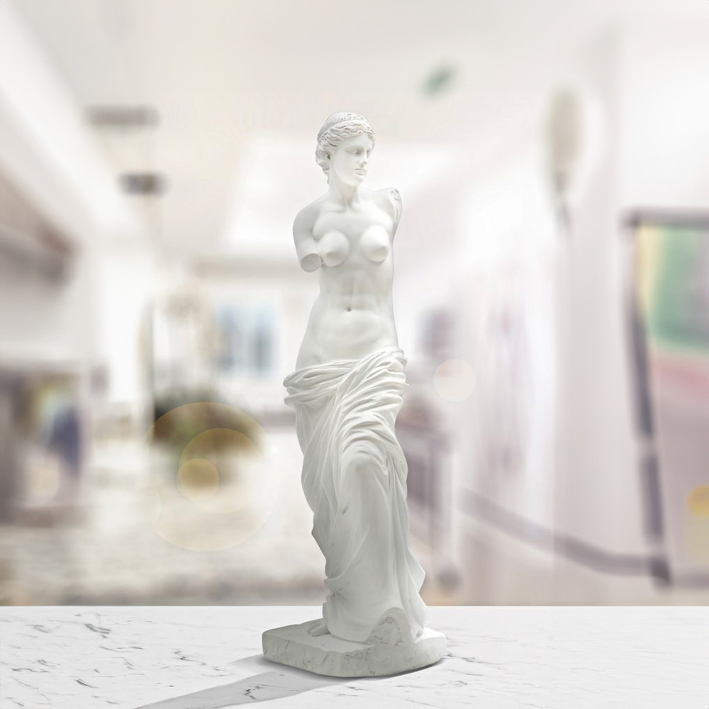 Casolaro Hotellerie Spa Woman sculpture Casolaro Hotellerie SpA