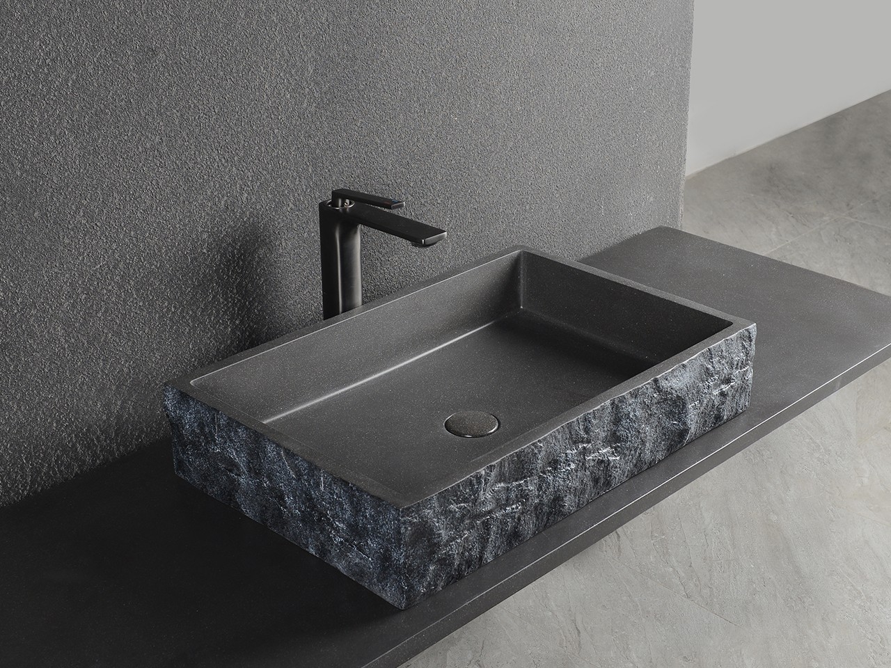 Lavabo da Appoggio Roughstone 61x40xH12 cm in Resina e Cemento finitura Granito Scuro-76307