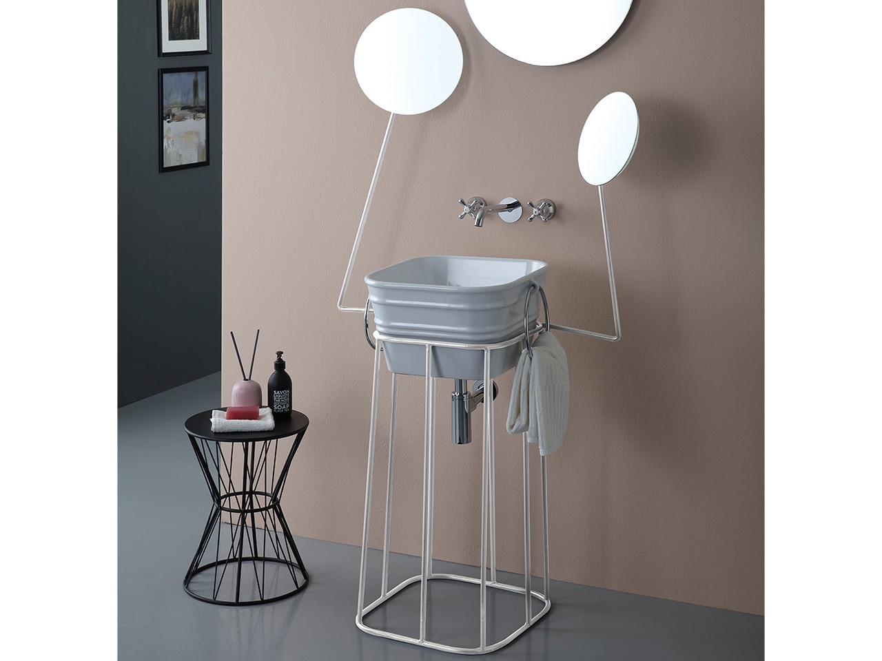Mobile Bagno Bacile Qubo Lavabo Bianco Lucido con Anelli e Supporto Metallo Bianco Opaco-76913