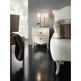 COMODINO LACCATO BEIGE OPACO LEGNO PRODOTTO VENETO 2 CASSETTI