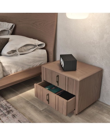 comodino legno massello