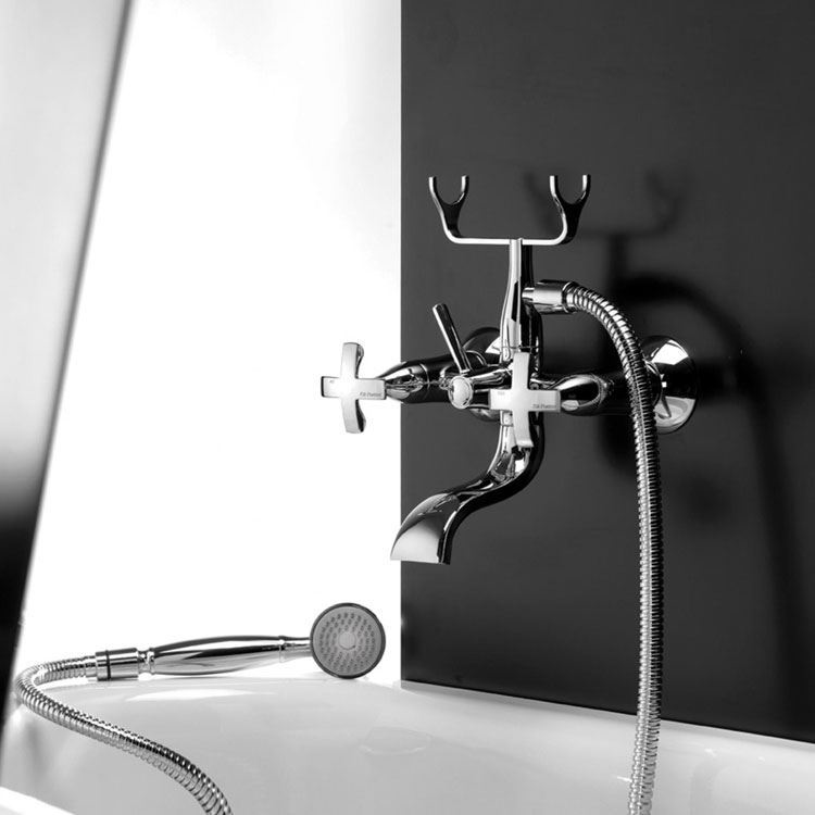 Gruppo per vasca Lucrezia Frattini