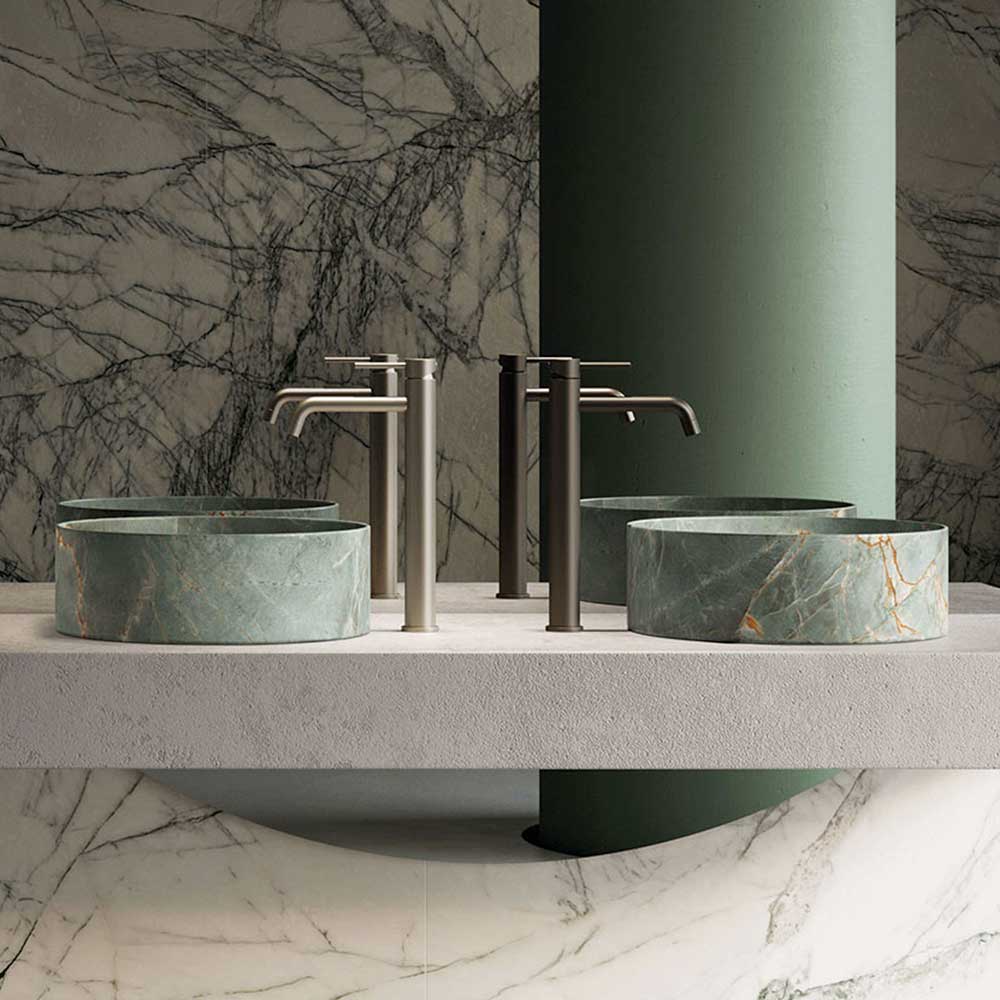 Miscelatore per lavabo versione alta e bocca prolungata Collezione XT by Newform