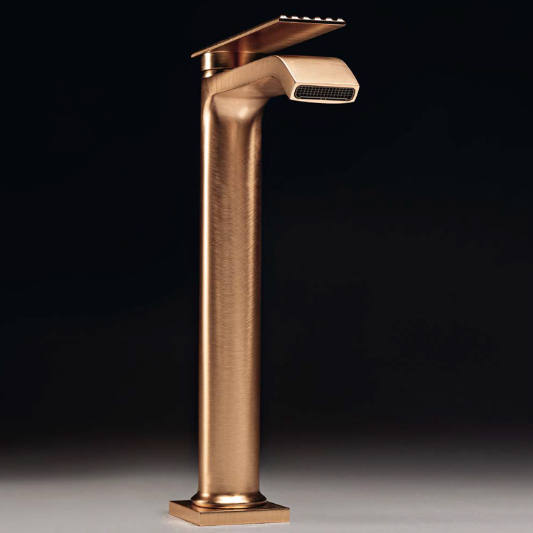 Miscelatore monocomando alto per lavabo Ios Treemme