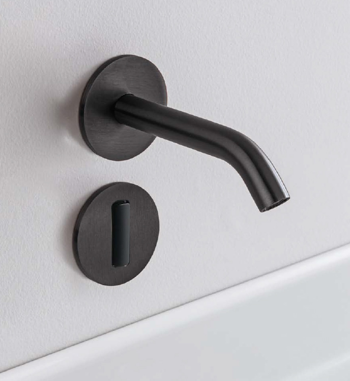 Miscelatore elettronico a batteria da parete in acciaio 40mm Treemme