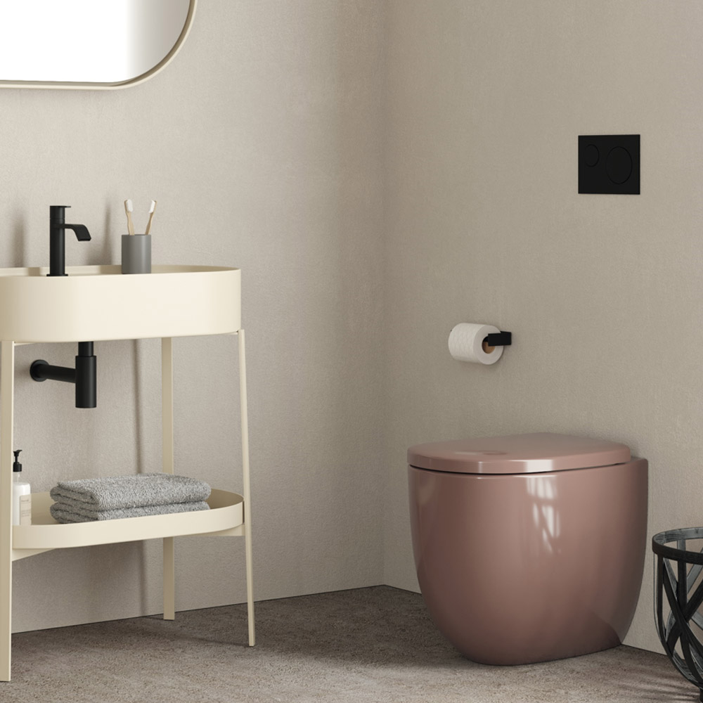 WC a terra senza brida di varie finiture di colore Ovvio Nic Design
