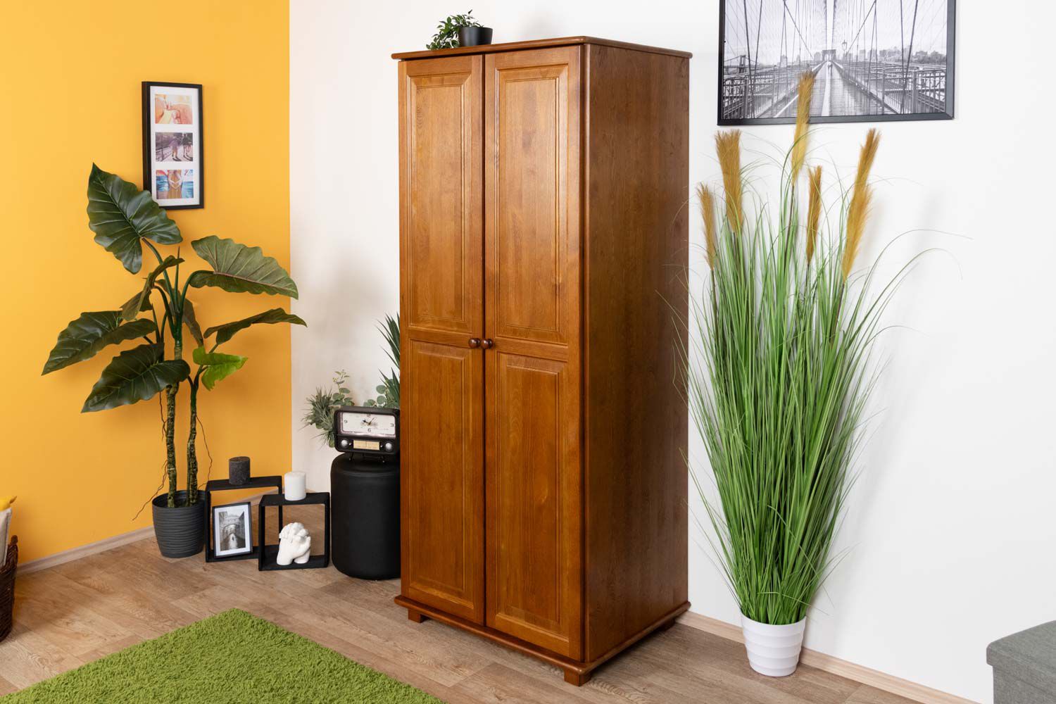 Armadio "007", pino massiccio, color rovere - 190 x 80 x 60 cm (h x l x p)